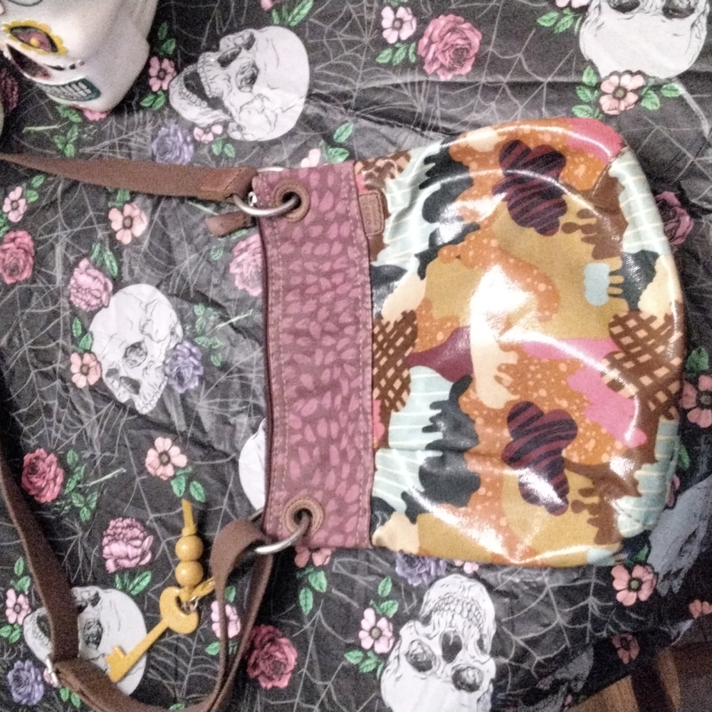 Fossil bag